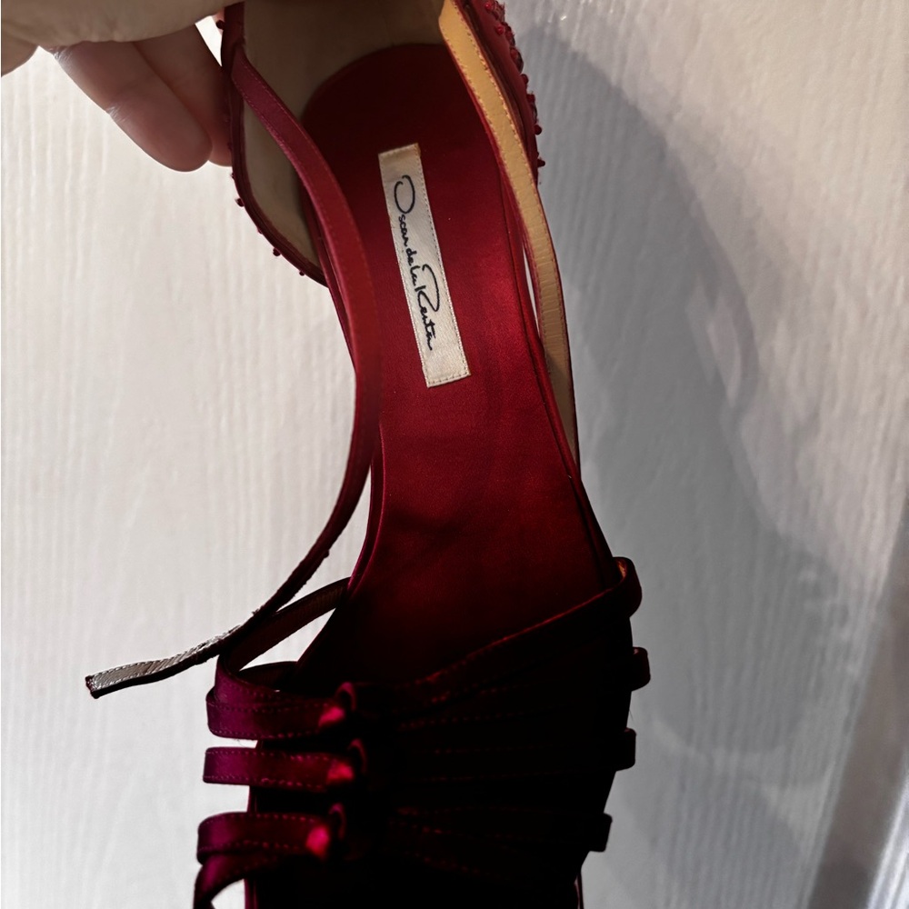 Oscar de la Renta Red Heels with Stiletto and Suede Straps